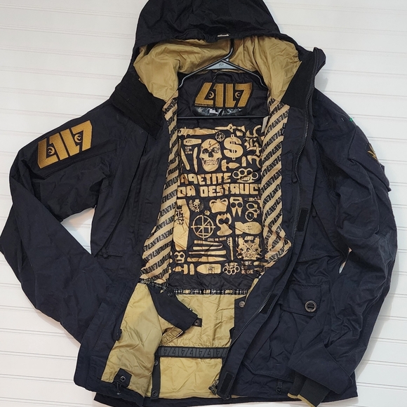 Sold - Picture 5 of 5